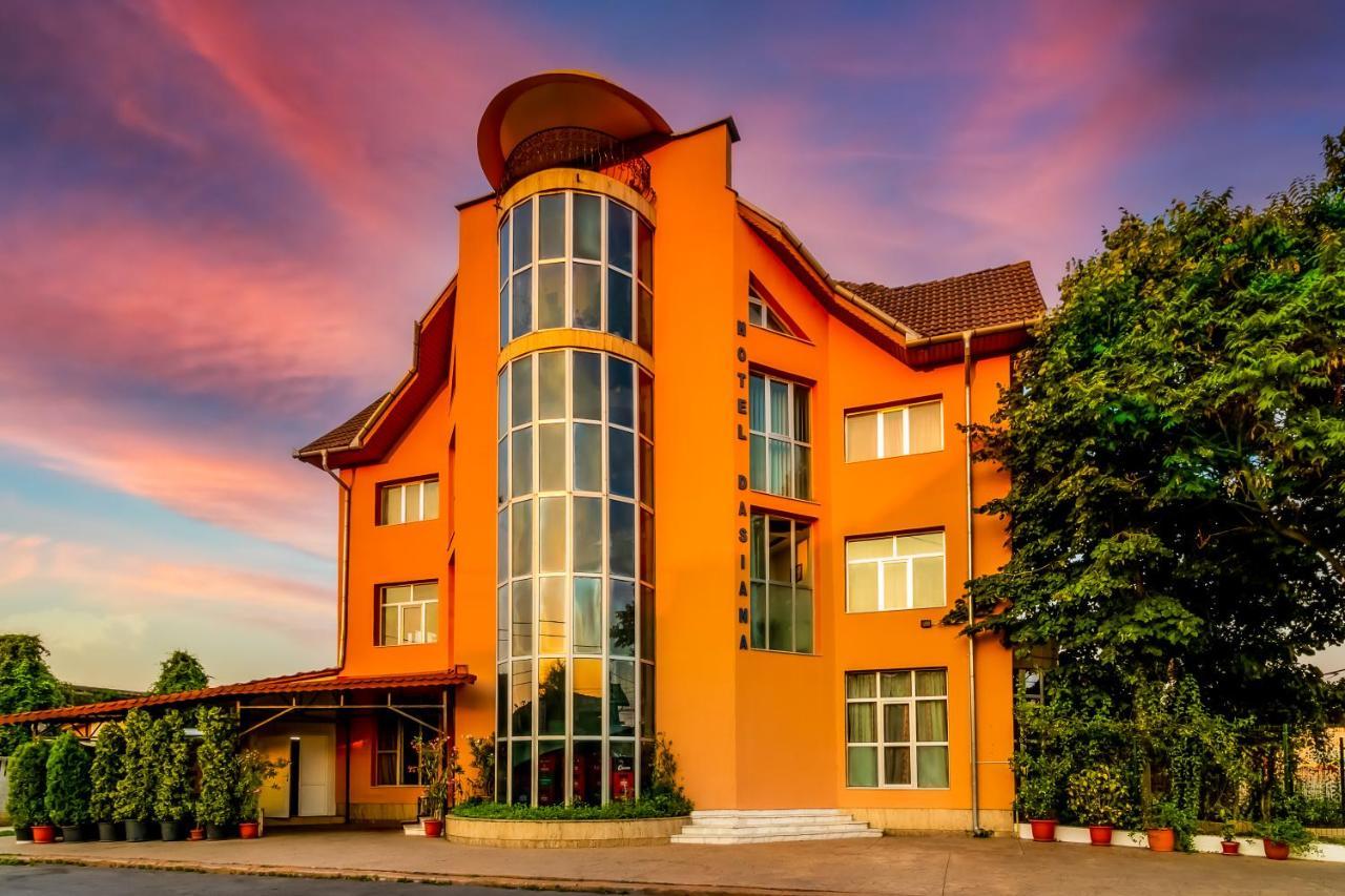 Motel Dasiana Târgu Jiu Exteriör bild