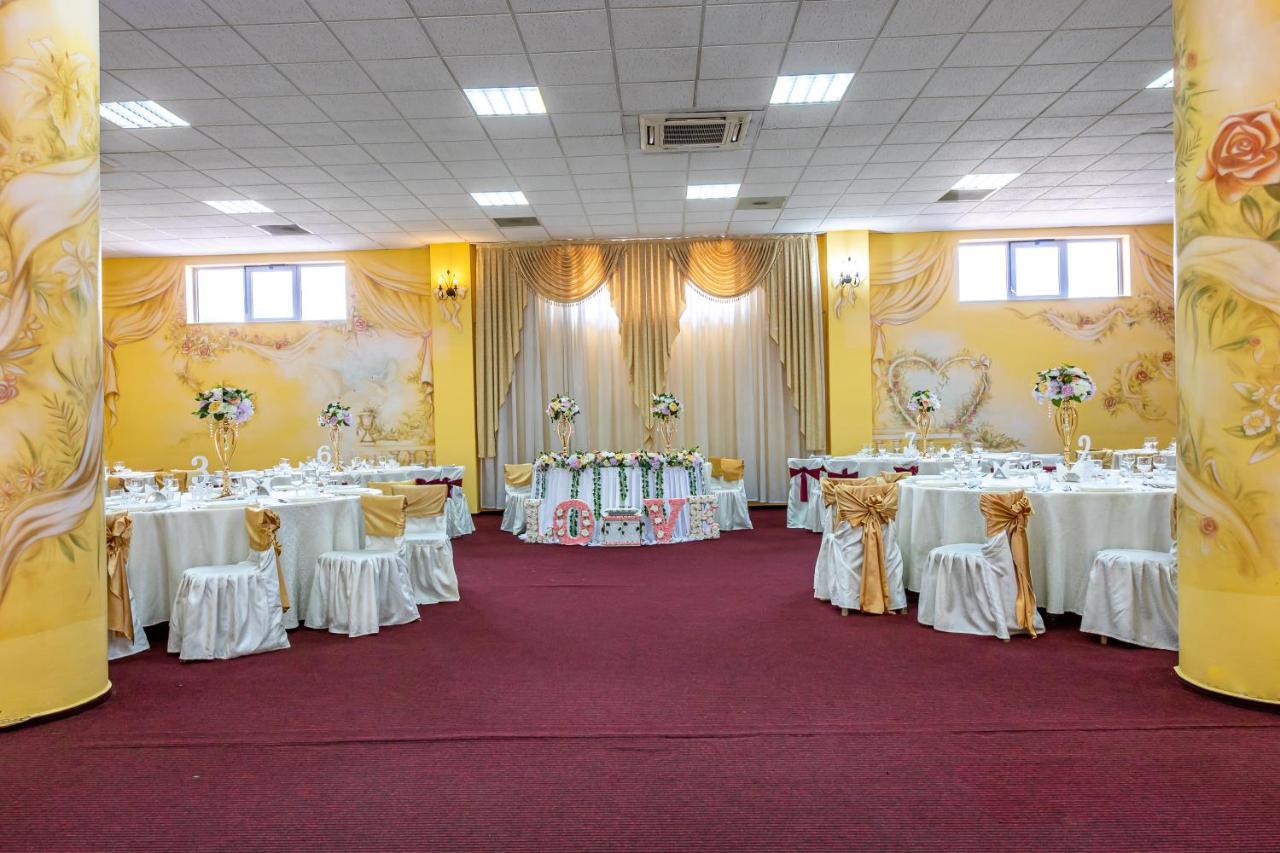 Motel Dasiana Târgu Jiu Exteriör bild