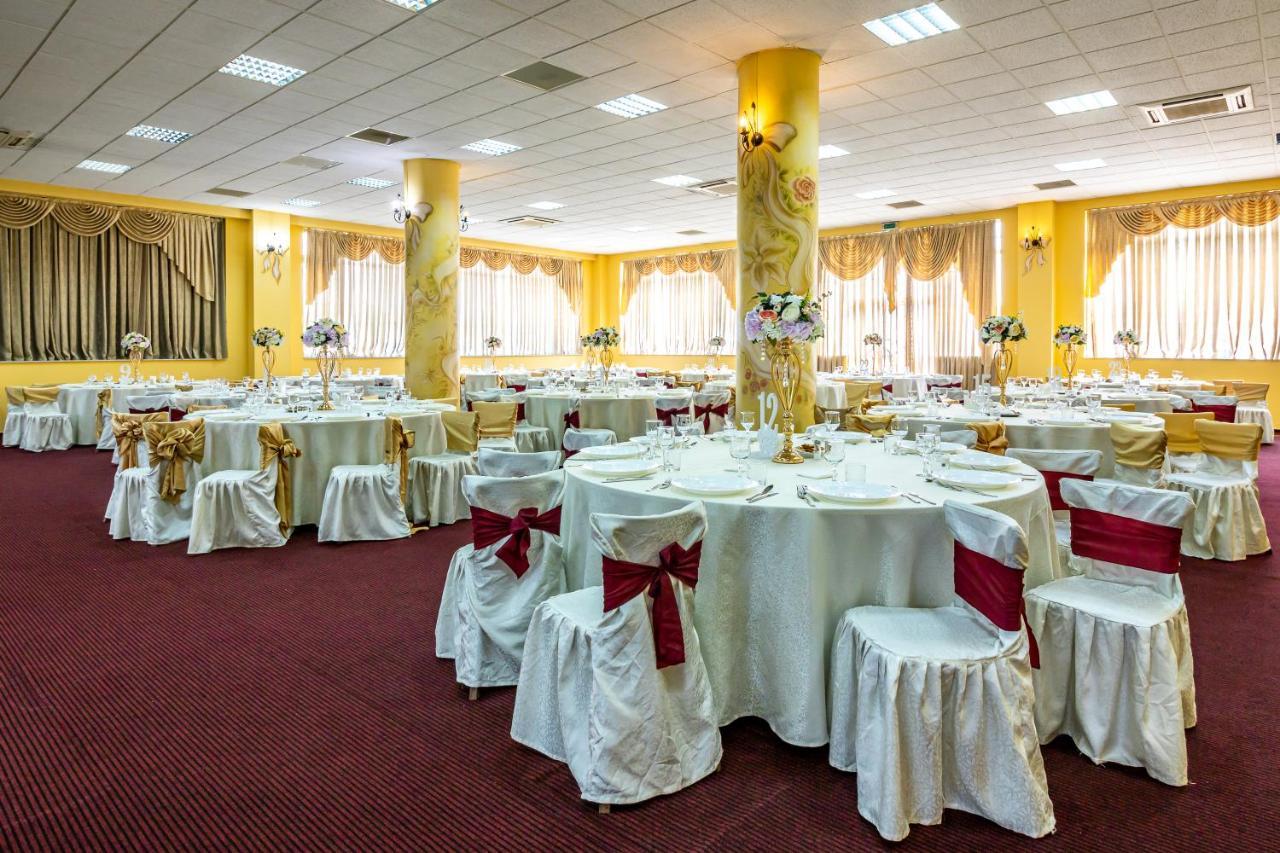 Motel Dasiana Târgu Jiu Exteriör bild