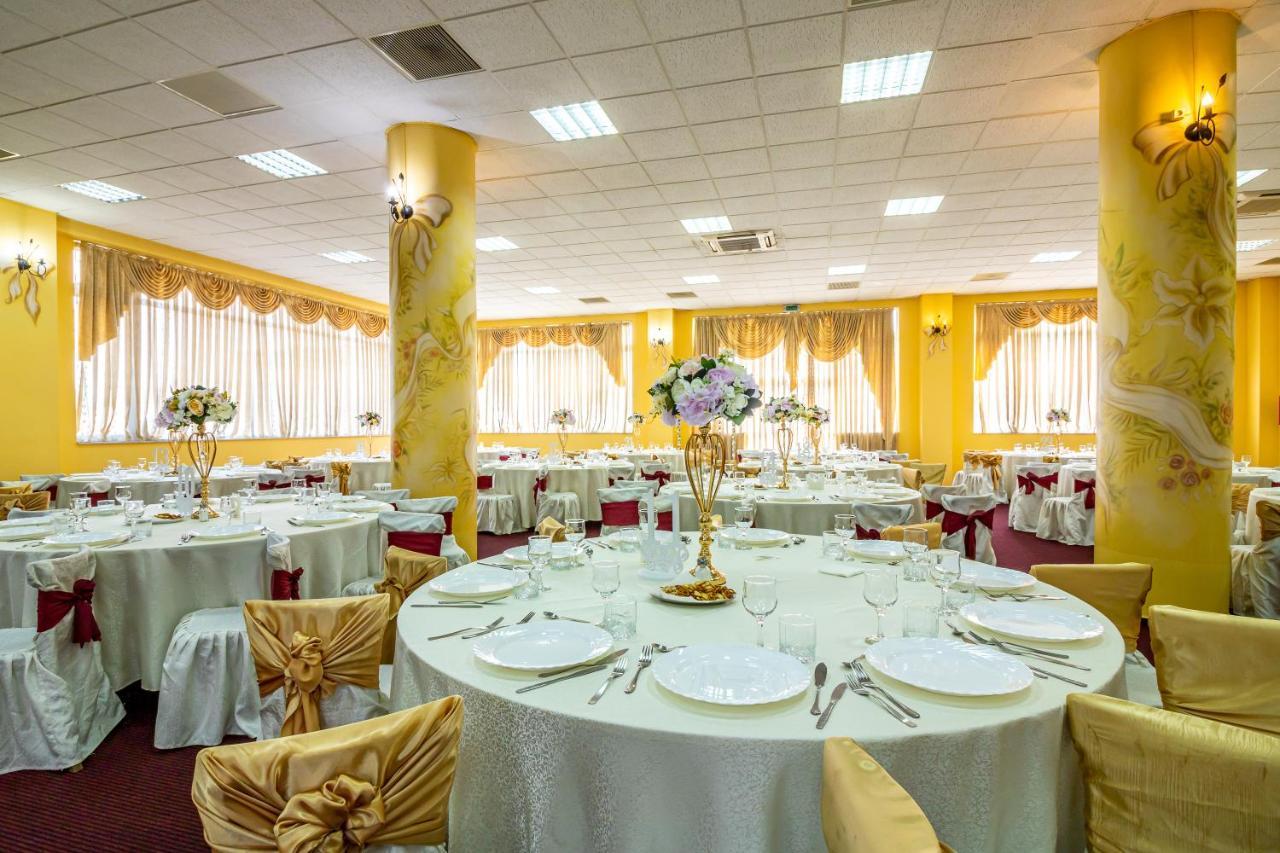 Motel Dasiana Târgu Jiu Exteriör bild