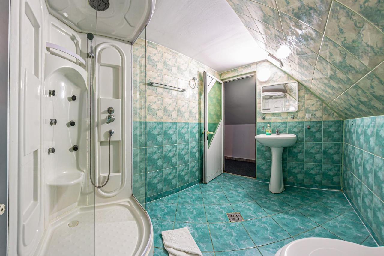 Motel Dasiana Târgu Jiu Exteriör bild