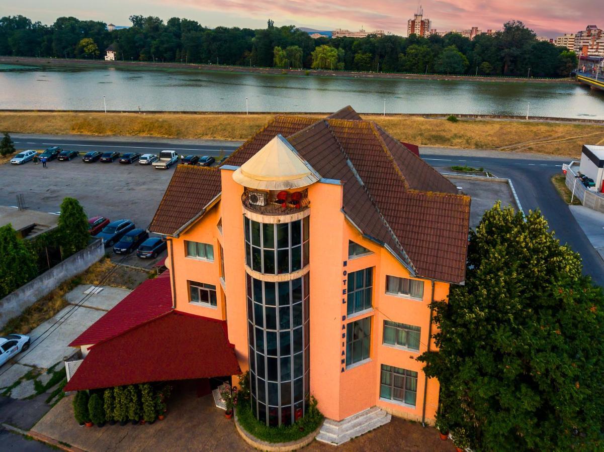 Motel Dasiana Târgu Jiu Exteriör bild