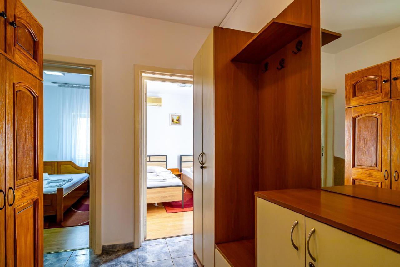 Motel Dasiana Târgu Jiu Exteriör bild