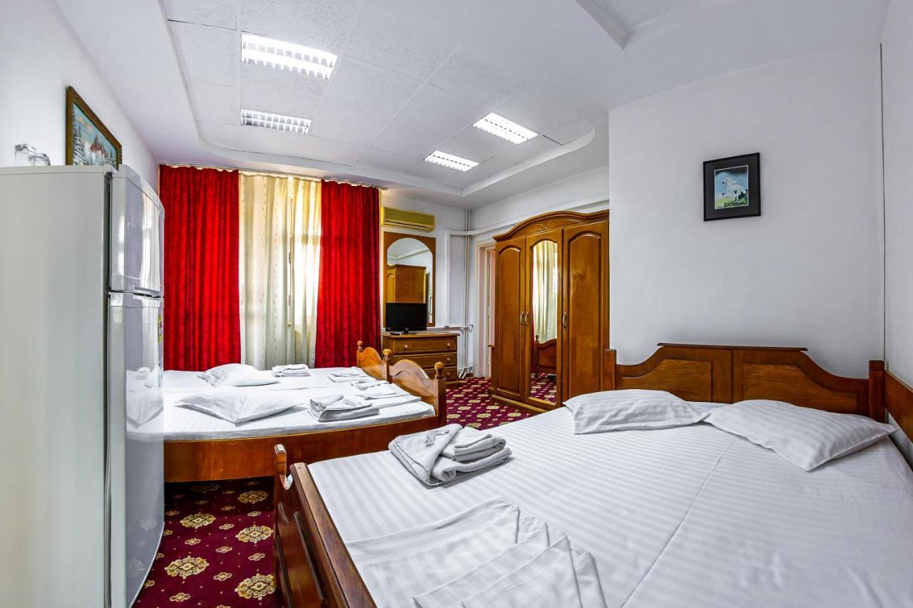 Motel Dasiana Târgu Jiu Exteriör bild