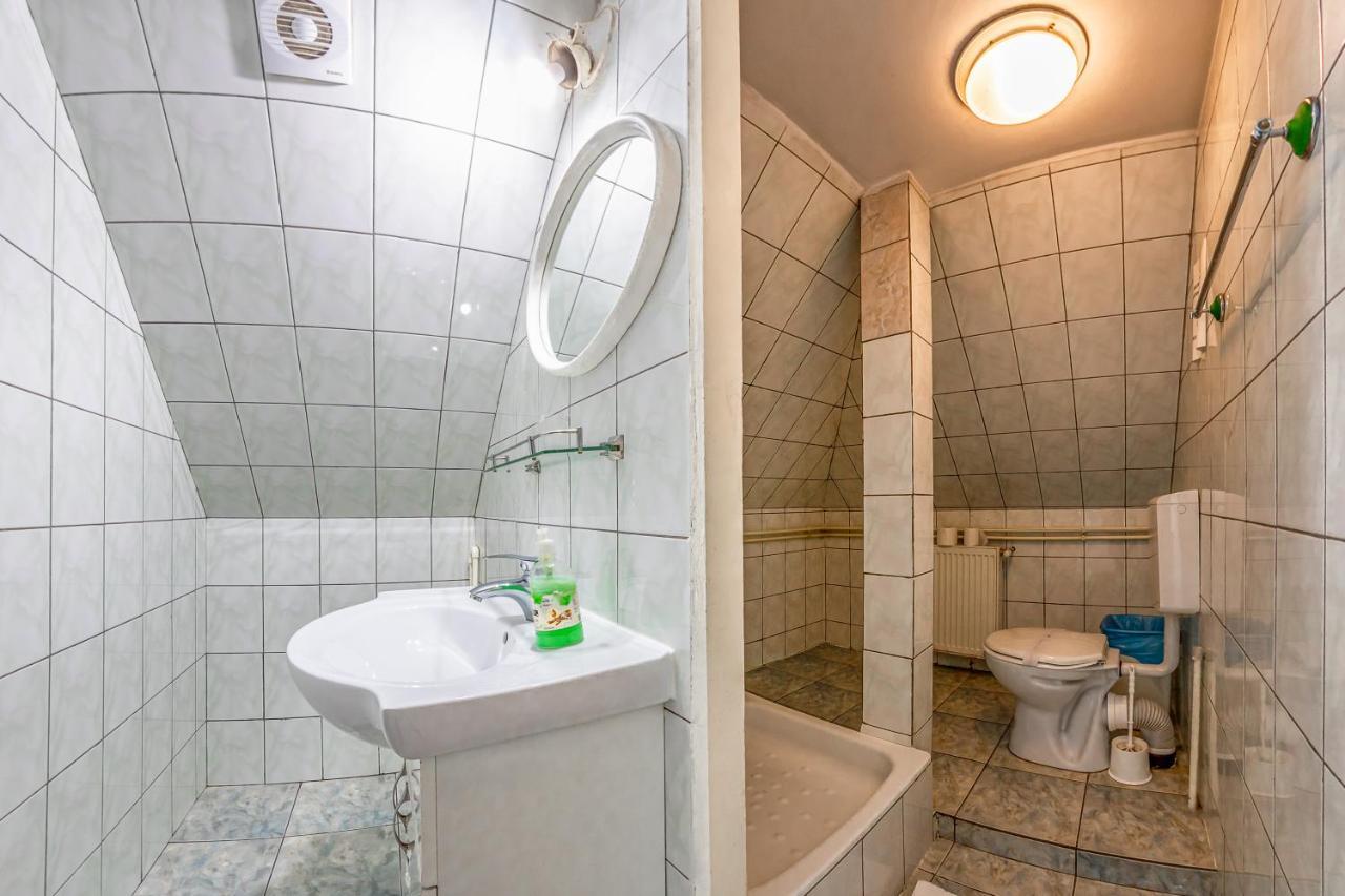Motel Dasiana Târgu Jiu Exteriör bild