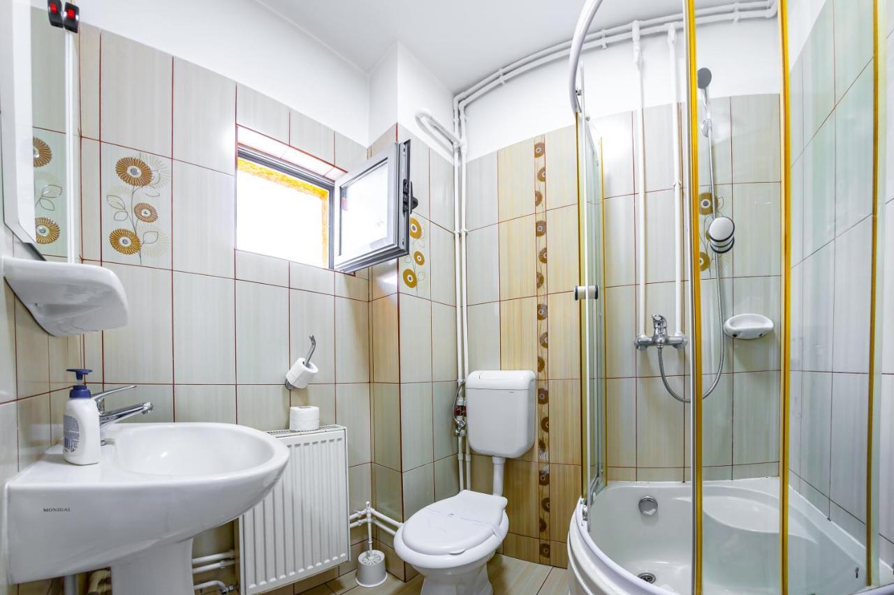 Motel Dasiana Târgu Jiu Exteriör bild